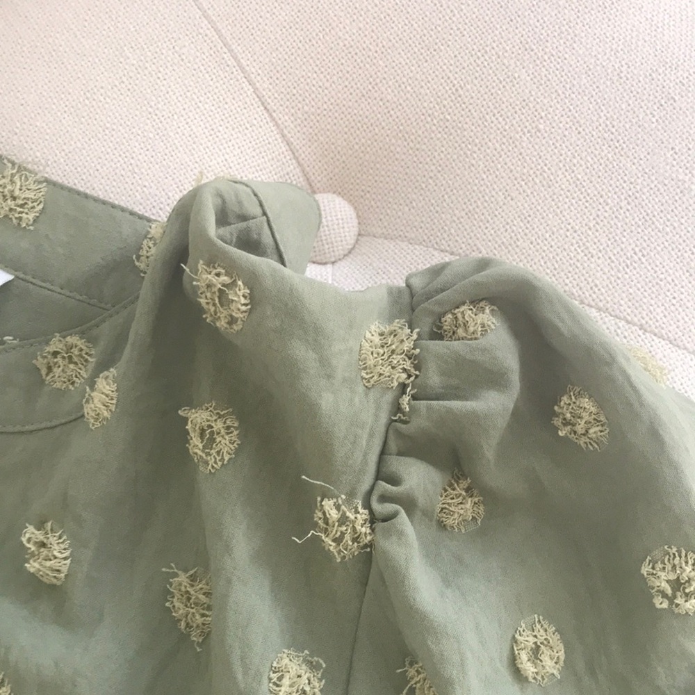 Light Olive Green Embroidered Dot Linen Top - Picture 5 of 7